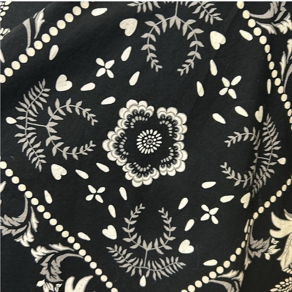 Talbots Peacock ALLOVER BANDANA COTTON MIDI SKIRT Geometric w/Pockets Black 18 - Picture 5 of 8